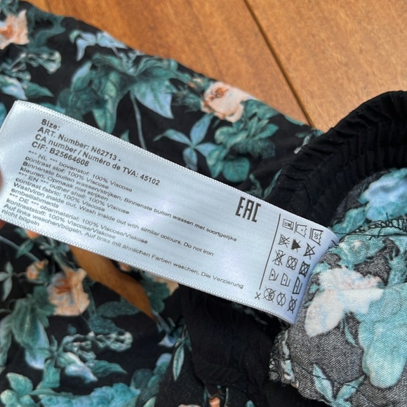 Floral Lounge Pants - Picture 5 of 11